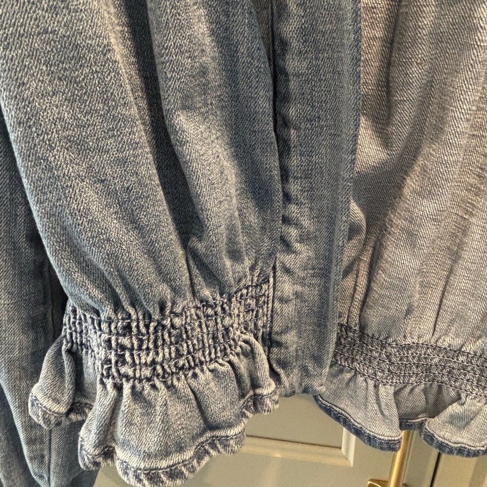 Anthropologie Women’s Smocked Chambray Jacket NWT xs - Picture 5 of 6